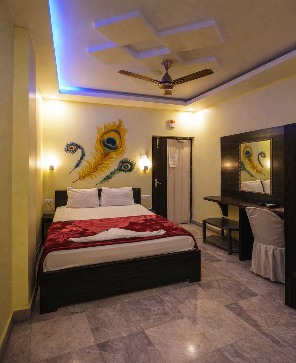 hotel-shantinivas-tarapith