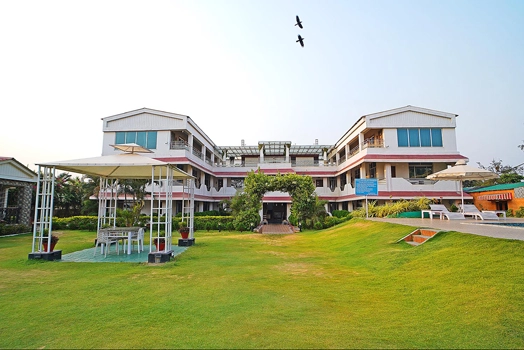 Hotel Exterior